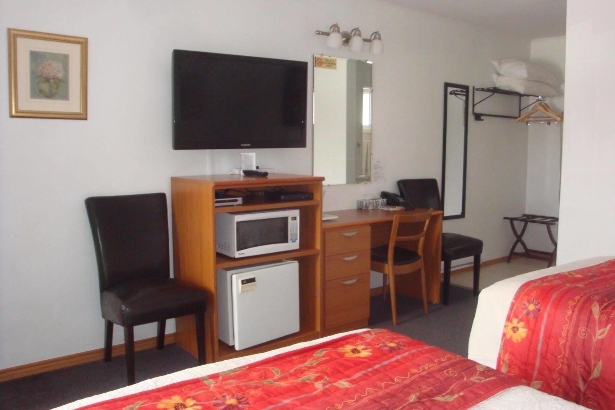 Bo-Mark Motel นอร์ทเบย์ ภายนอก รูปภาพ